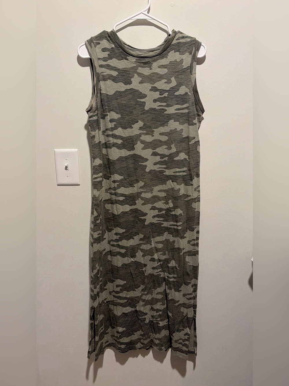 Universal Thread Olive Green Camo Midi Dress